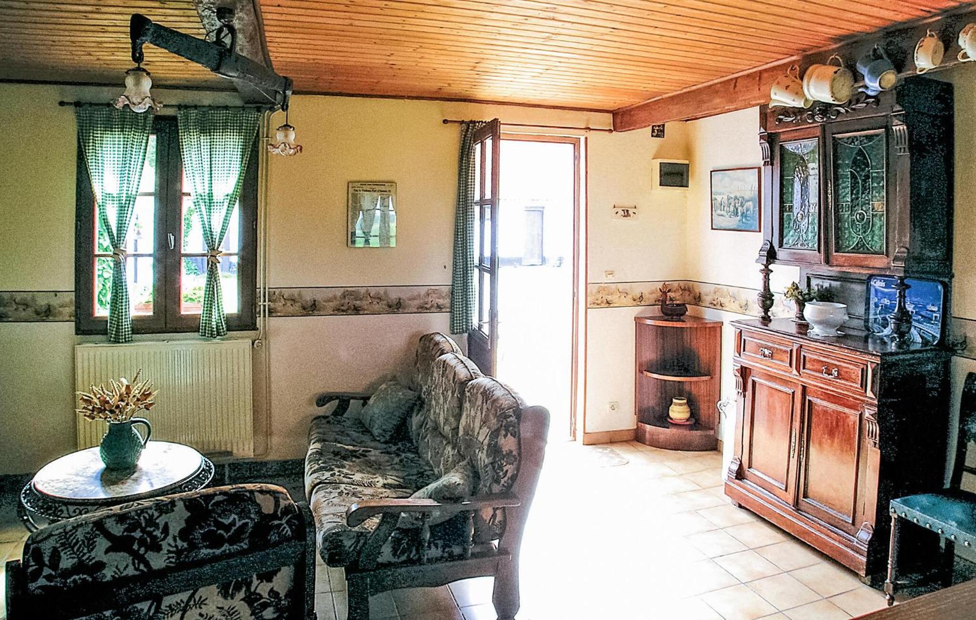 3 Bedroom Beautiful Home In Hames Boucres Exterior photo